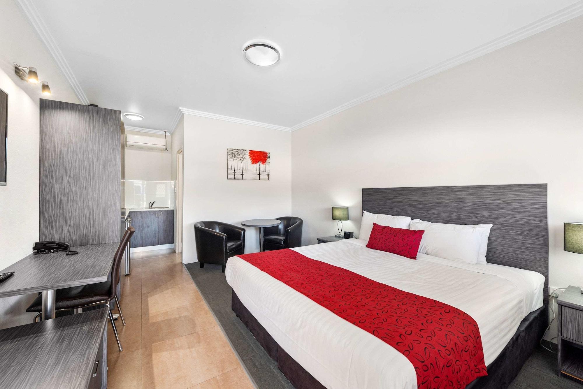 Comfort Inn Мори Экстерьер фото
