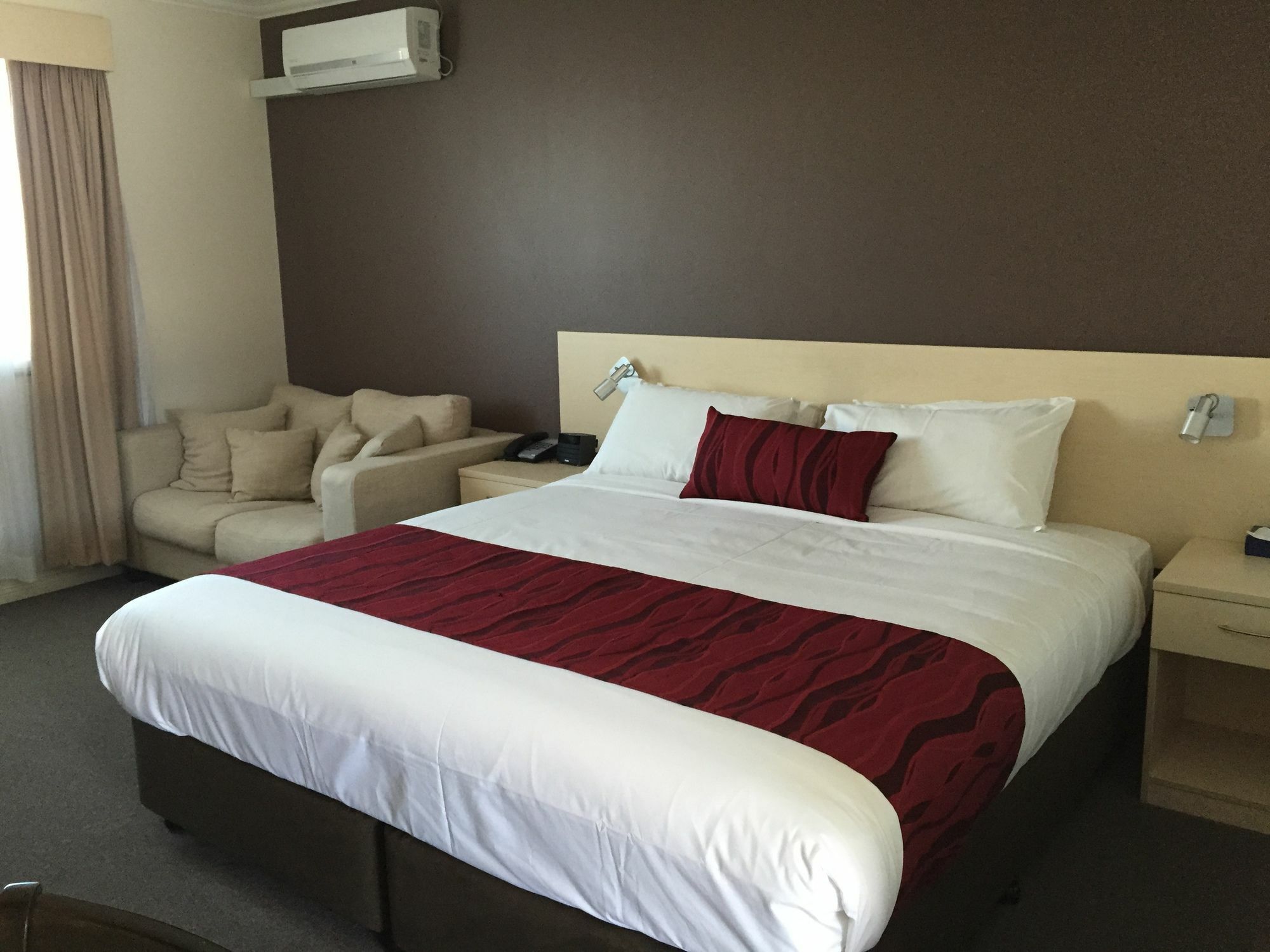 Comfort Inn Мори Экстерьер фото
