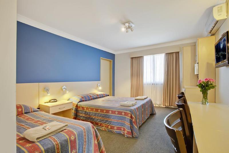 Comfort Inn Мори Экстерьер фото